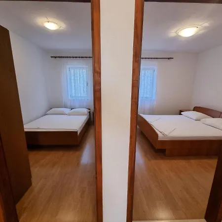 Apartment Apartman Ivan Makarska